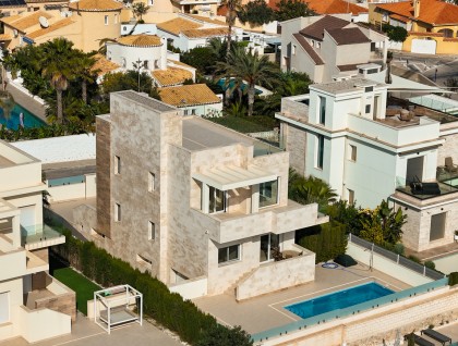 Resale - Villa - Orihuela Costa - La Zenia
