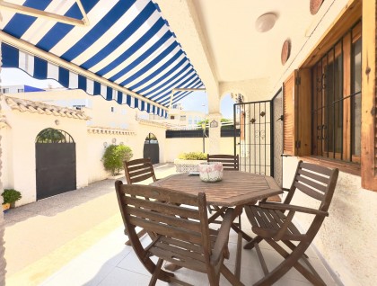 Resale - Villa - Orihuela Costa - La Zenia