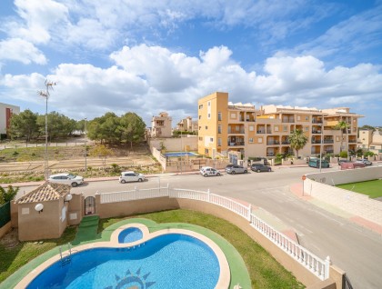 Resale - Villa - Orihuela Costa - PAU 26