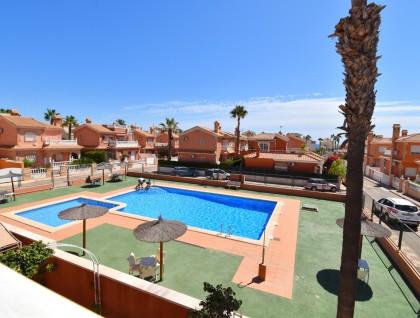 Resale - Villa - Orihuela Costa - Playa Flamenca