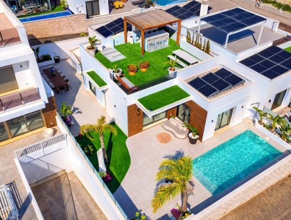 Resale - Villa - Orihuela Costa - Villamartín-Las Filipinas