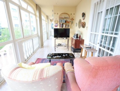 Resale - Villa - Orihuela Costa - Villamartín