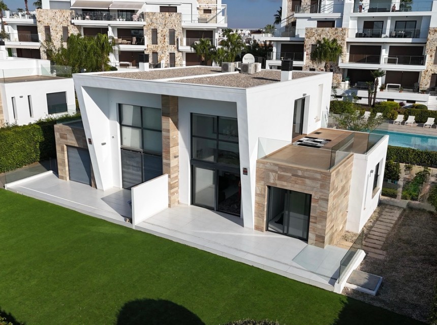 Resale - Villa - Orihuela - Orihuela Costa