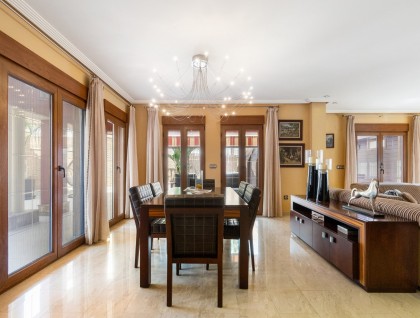 Resale - Villa - Orihuela