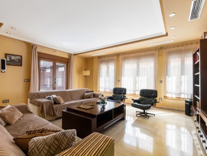 Resale - Villa - Orihuela