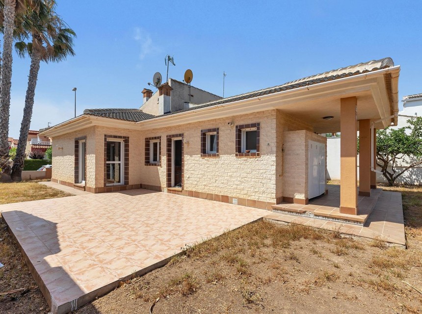 Resale - Villa - Pilar de La Horadada - La Torre de la Horadada