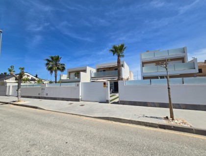 Resale - Villa - Pilar de La Horadada