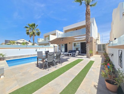 Resale - Villa - Pilar de La Horadada