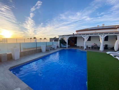 Resale - Villa - San Fulgencio - La Marina