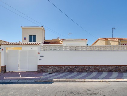 Resale - Villa - San Fulgencio - La Marina