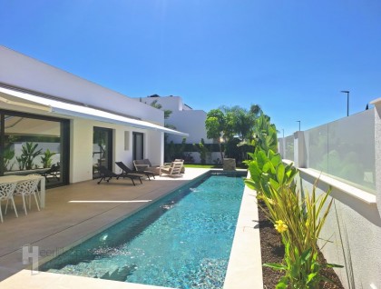 Resale - Villa - San Javier - Santiago de la Ribera