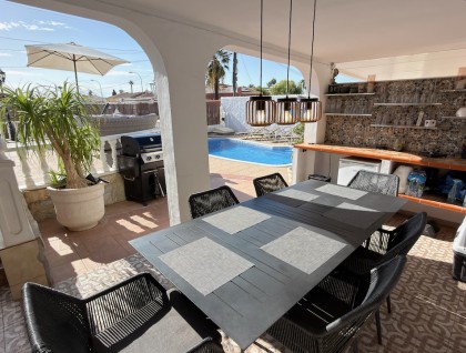 Resale - Villa - San Luis