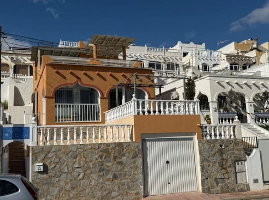 Resale - Villa - San Miguel de Salinas
