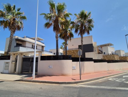 Resale - Villa - Torrevieja - Costa Blanca Sur