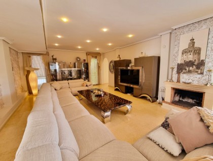 Resale - Villa - Torrevieja - La Mata