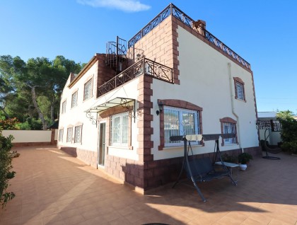Resale - Villa - Torrevieja - Los Balcones