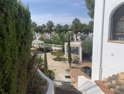Resale - Villa - Villamartín