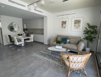Resale - Villa - Villamartín
