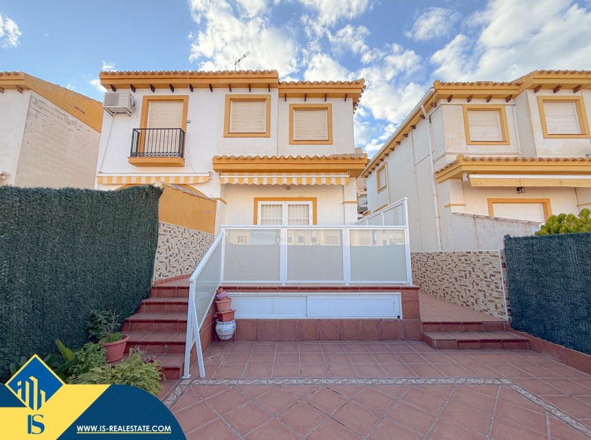 Segunda mano - Adosado - Torrevieja - Cabo cervera