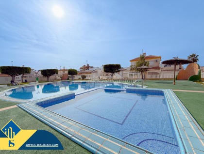 Segunda mano - Adosado - Torrevieja - Torre del moro