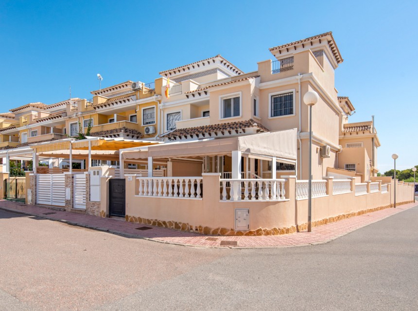 Segunda mano - Adosado - Torrevieja