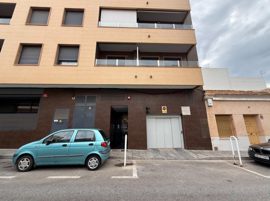 Segunda mano - Aparcamiento - Torrevieja - Centro