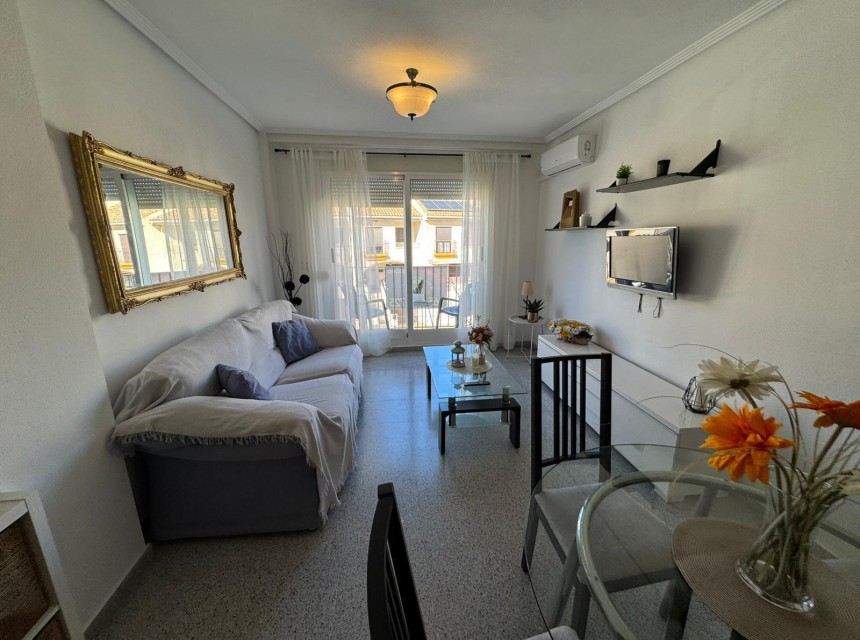 Segunda mano - Apartamento - San Miguel de Salinas