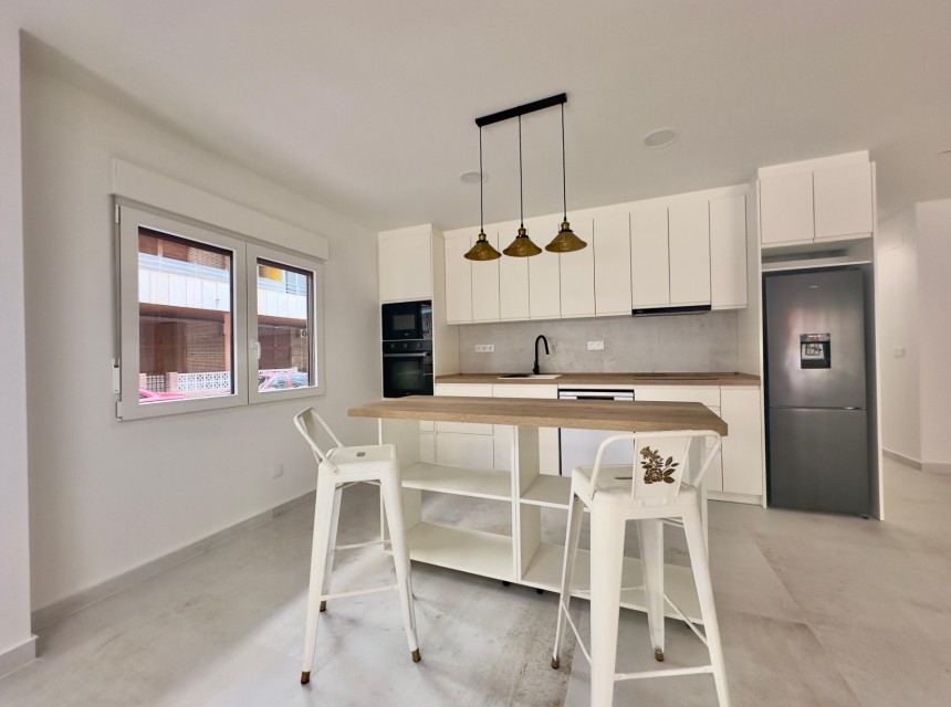 Segunda mano - Apartamento - Torrevieja - Acequion