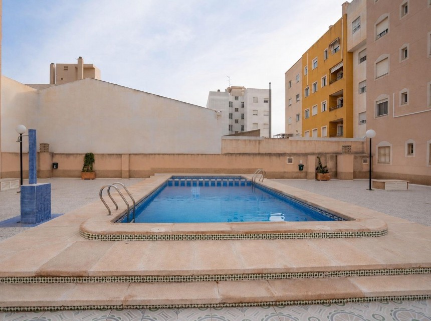 Segunda mano - Apartamento - Torrevieja - Centro