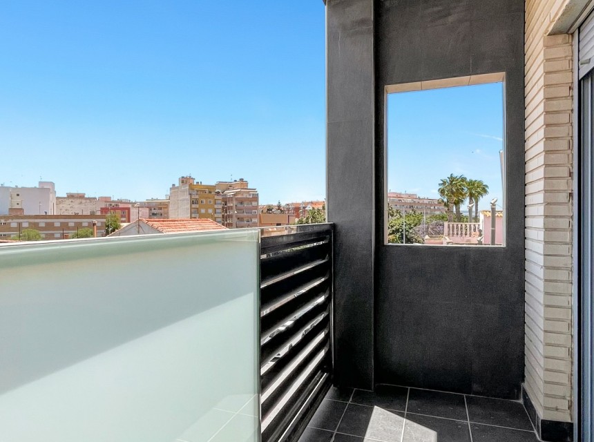 Segunda mano - Apartamento - Torrevieja - El Acequión - Los Náufragos