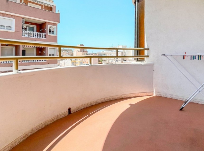 Segunda mano - Apartamento - Torrevieja - El Acequión - Los Náufragos