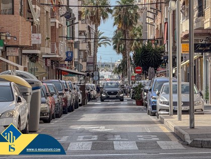 Segunda mano - Apartamento - Torrevieja - Paseo maritimo