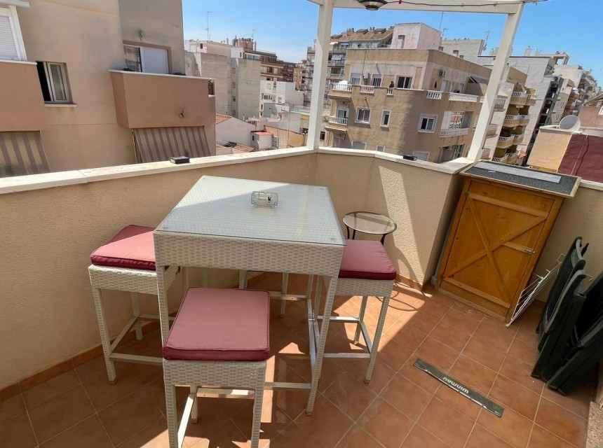 Segunda mano - Apartamento - Torrevieja - Playa de los locos