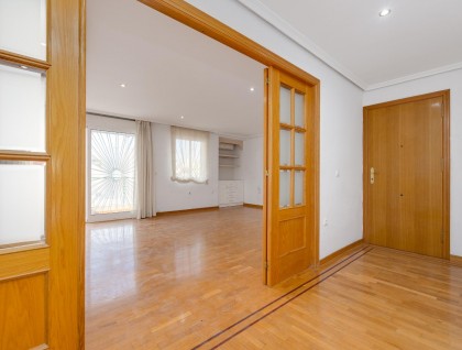 Segunda mano - Apartamento - Torrevieja - Playa del cura