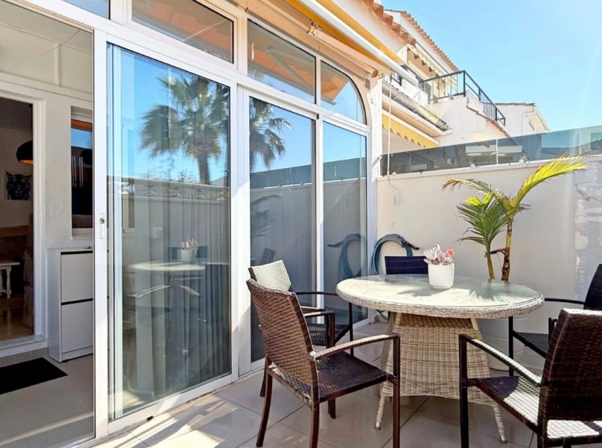 Segunda mano - Bungalow - Torrevieja - La Mata