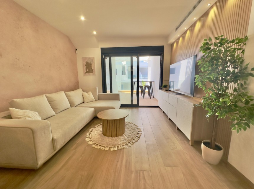 Segunda mano - Bungalow - Torrevieja - Los Balcones