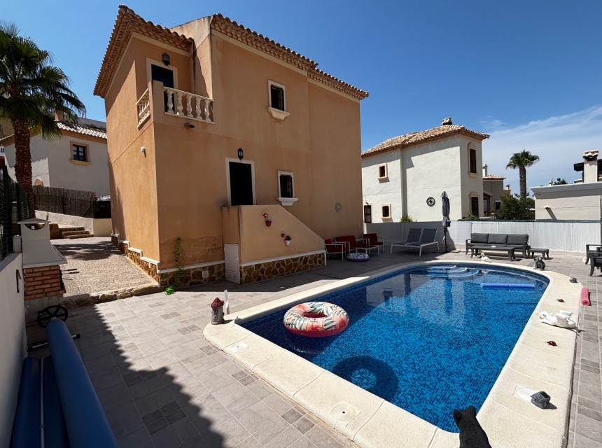 Segunda mano - Chalet - Ciudad Quesada/Rojales - La  Marquesa Golf