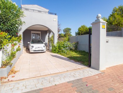 Segunda mano - Chalet - Torrevieja - Los balcones