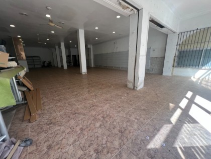 Segunda mano - Local comercial - Guardamar - Cervantes