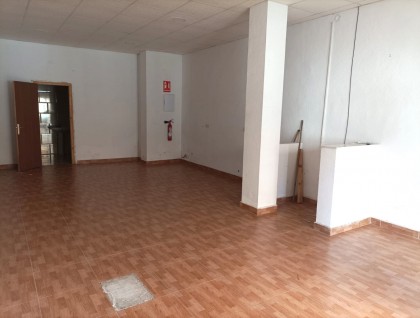 Segunda mano - Local comercial - Torrevieja - Centro