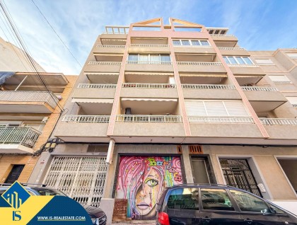 Segunda mano - Local comercial - Torrevieja - Playa de los locos