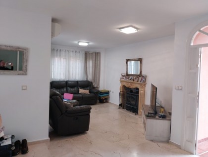 Segunda mano - Semi separado - Orihuela - Villamartín