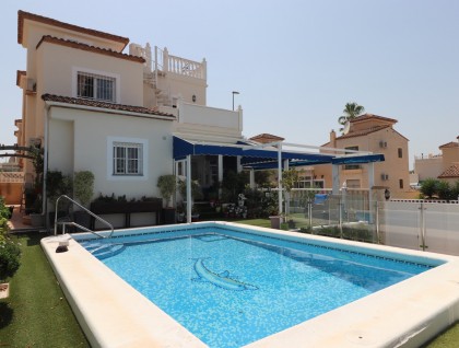 Segunda mano - Villa - Algorfa - Montebello