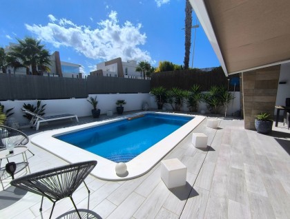 Segunda mano - Villa - Algorfa