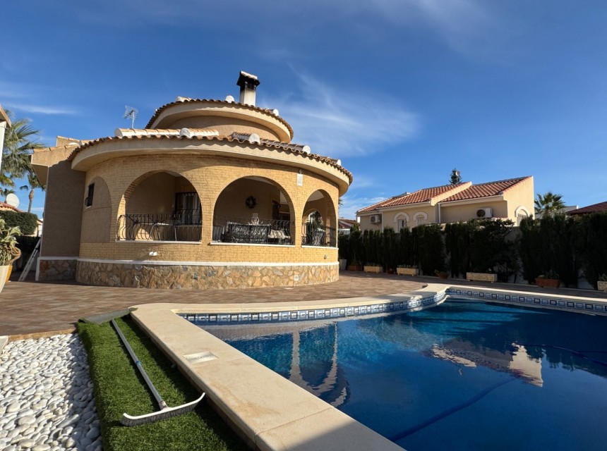 Segunda mano - Villa - Benijófar