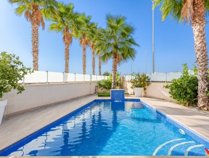 Segunda mano - Villa - Cabo Roig