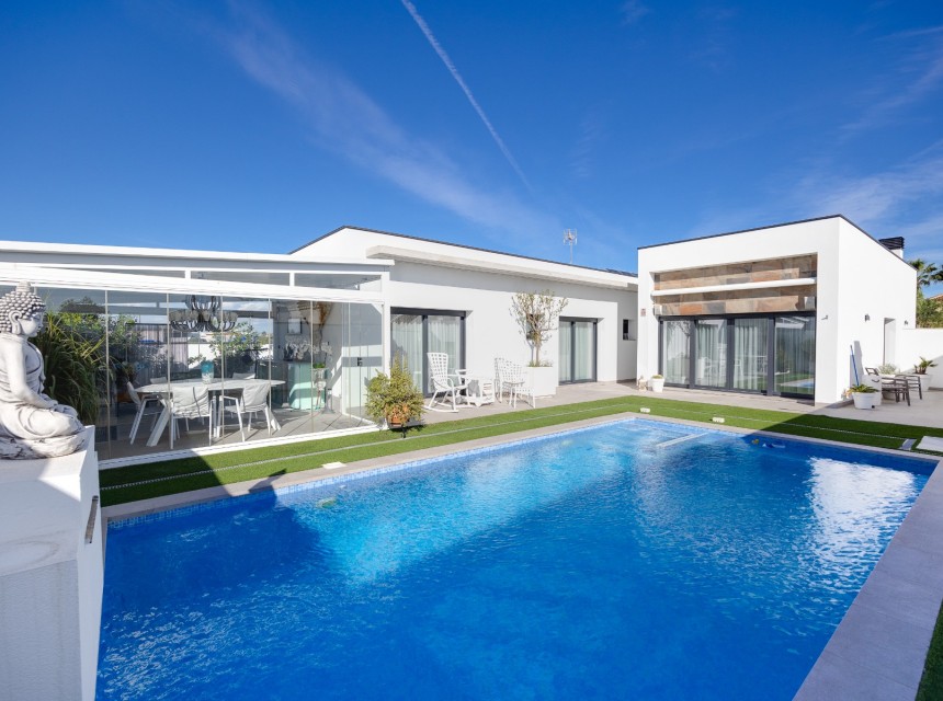 Segunda mano - Villa - Formentera del Segura