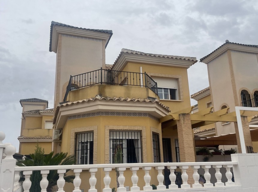 Segunda mano - Villa - Lo Crispin