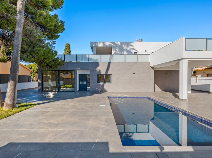 Segunda mano - Villa - Orihuela Costa - Dehesa de Campoamor