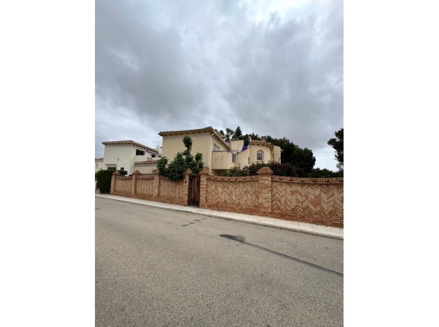 Segunda mano - Villa - Orihuela Costa - Las Ramblas